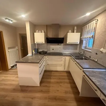 With Kitchen And 3 Sleeping * Untermeitingen