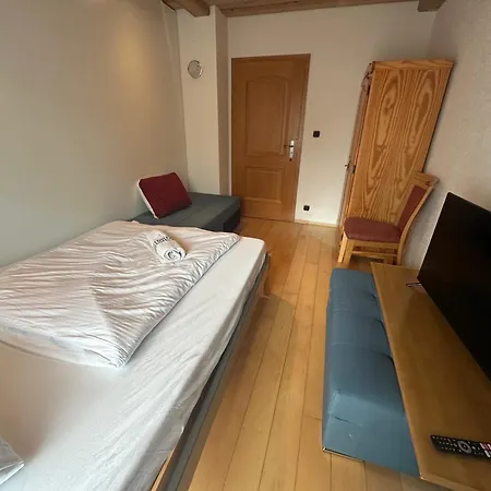 With Kitchen And 3 Sleeping Appartement