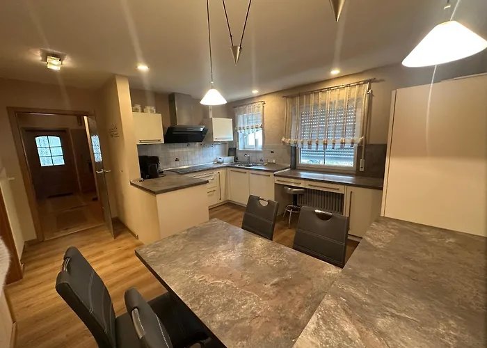 Appartement With Kitchen And 3 Sleeping *